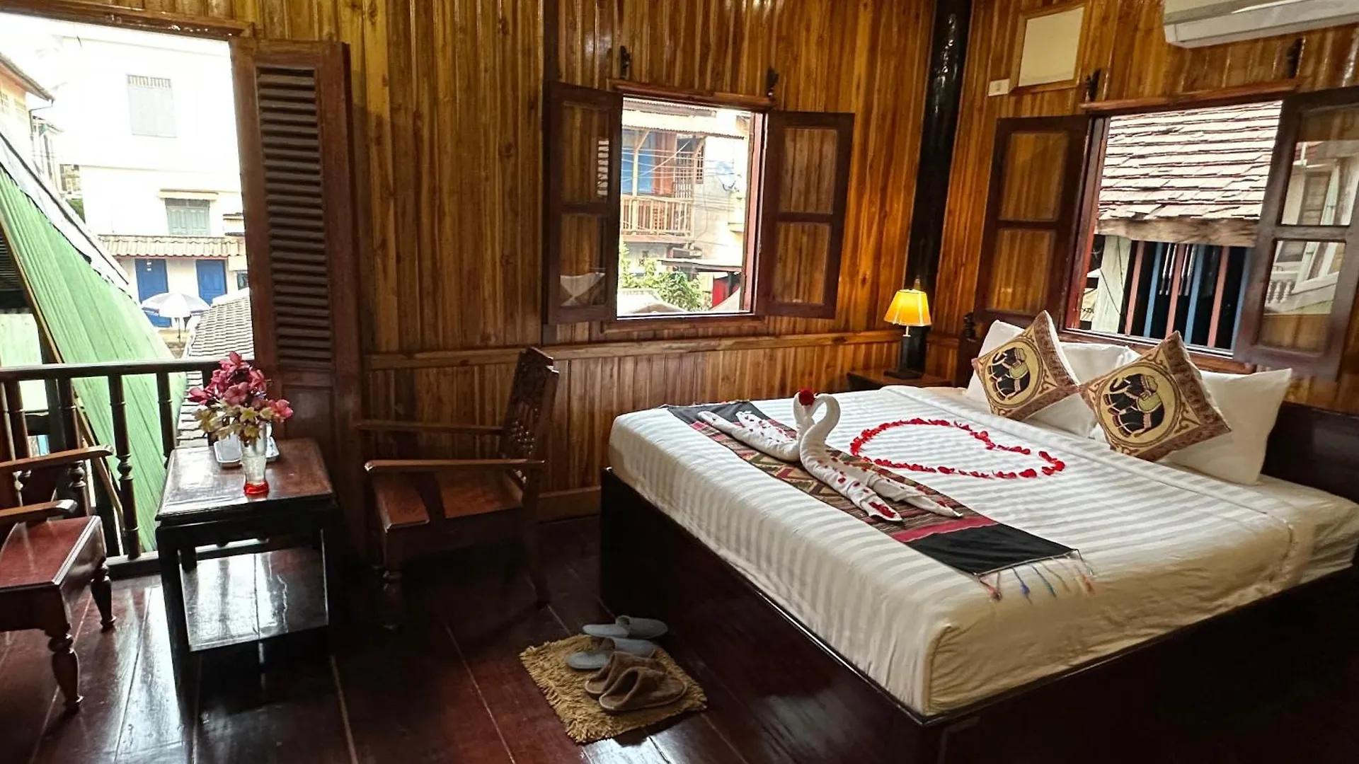 Villa Alounsavath Mekong Riverside Luang Prabang