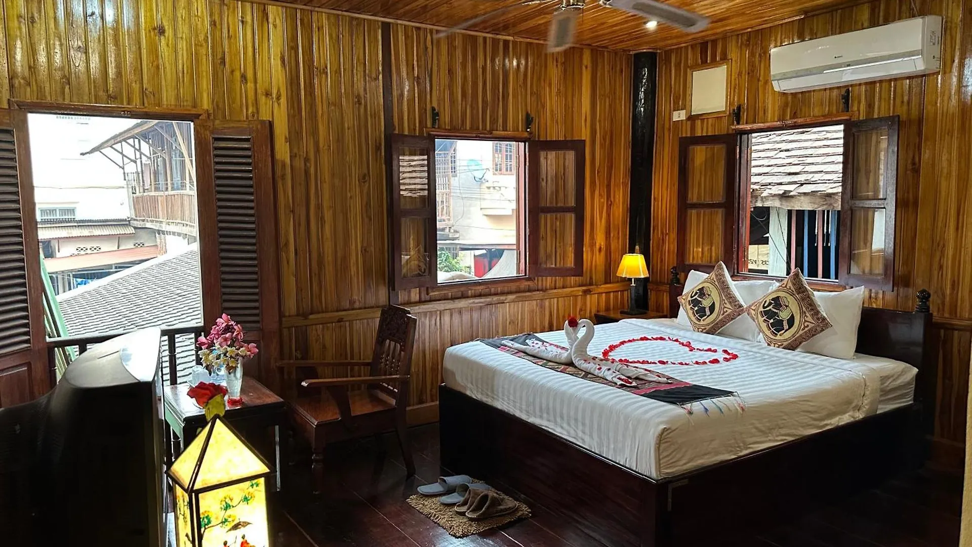 Villa Alounsavath Mekong Riverside Luang Prabang 0*,  Laos