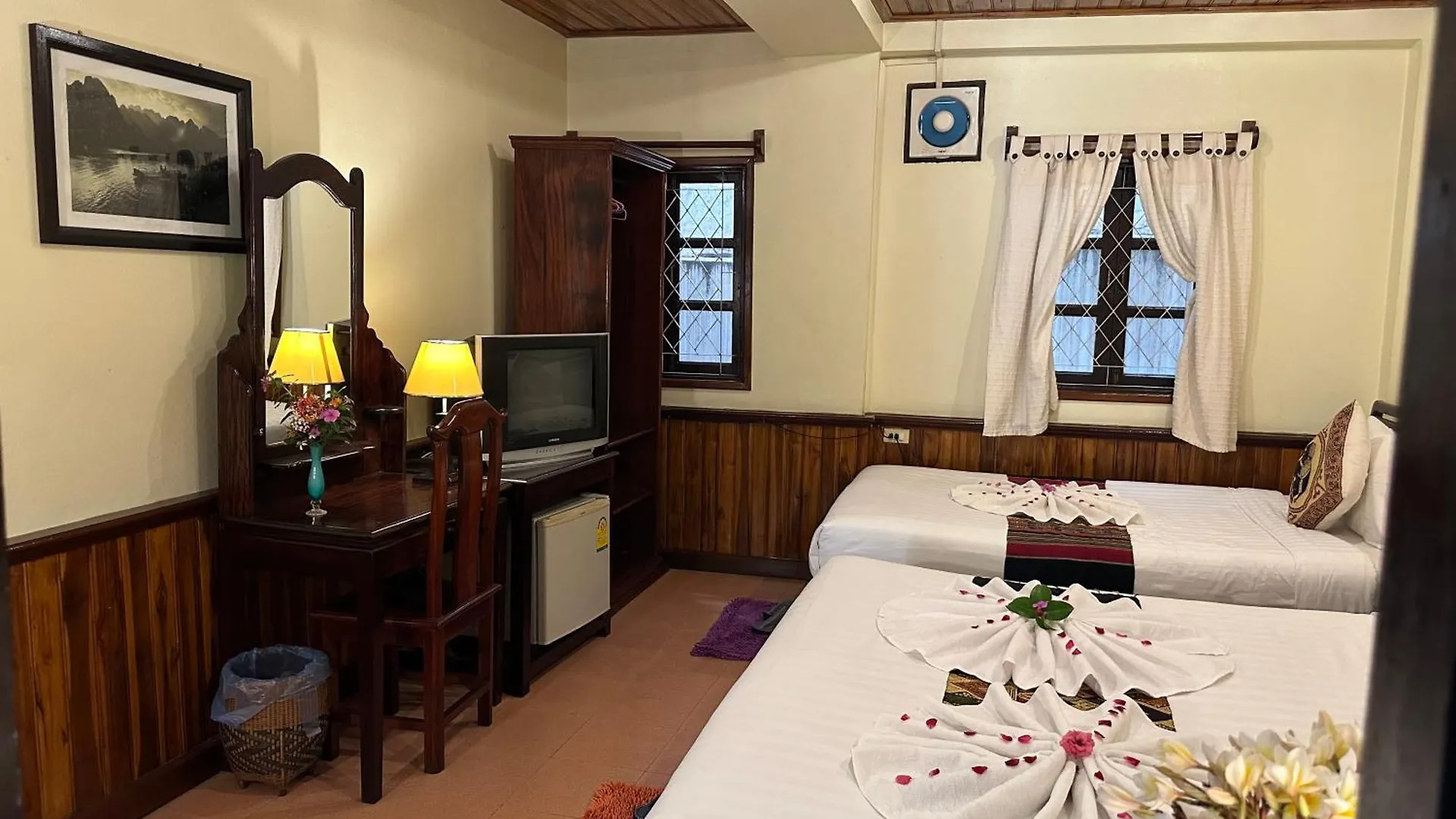 Villa Alounsavath Mekong Riverside Luang Prabang